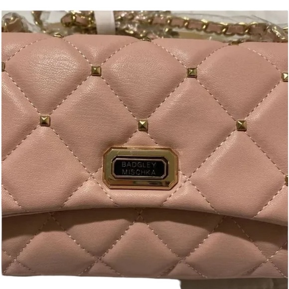 NWT 🚫CallOuts🚫Badgley Mishka Pink Blush Quilted Crossbody with studs - Picture 11 of 14